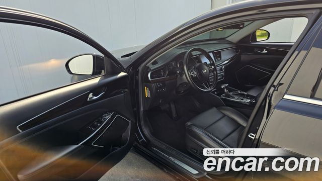 Kia K7 2018 — photo 10