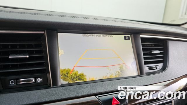 Kia K7 2018 — photo 15