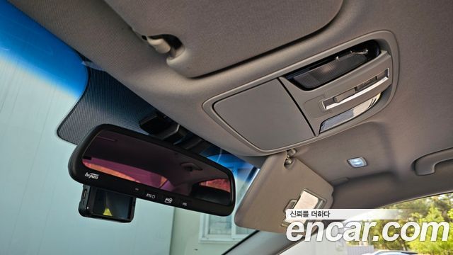 Kia K7 2018 — photo 19