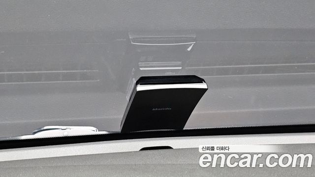 Hyundai AVANTE 2018 — photo 16