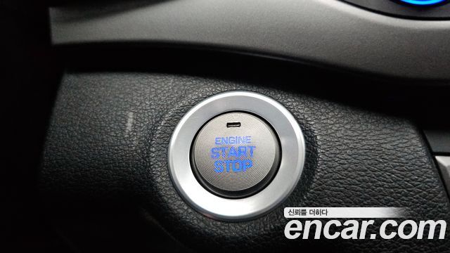 Hyundai AVANTE 2018 — photo 20