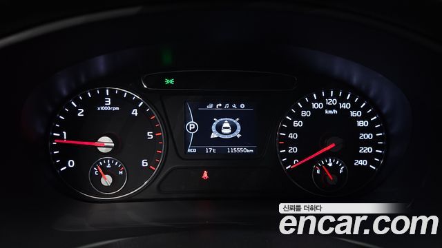 Kia Sorento 2016 — photo 11