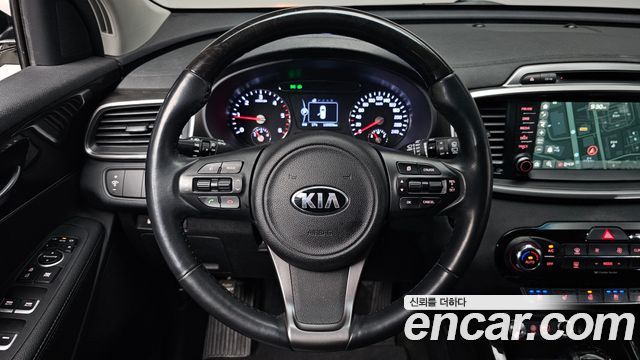 Kia Sorento 2016 — photo 18