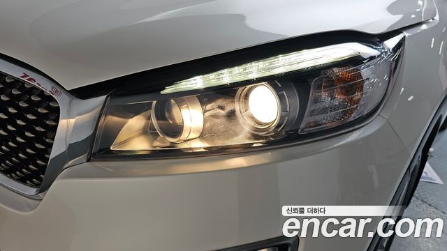 Kia Sorento 2016 — photo 8