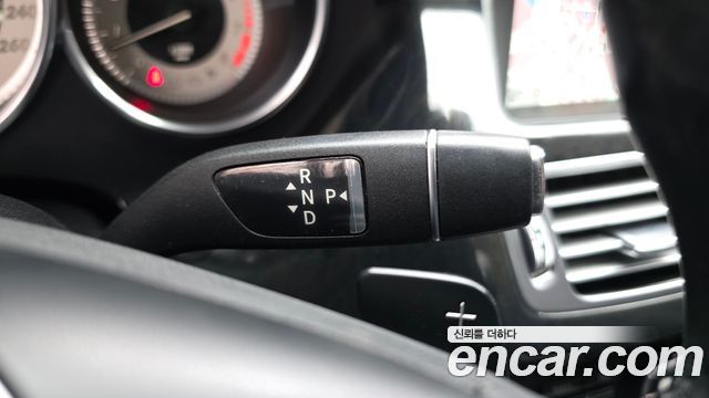 Mercedes-Benz CLS-Class 2013 — photo 9