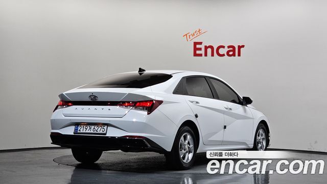 Hyundai AVANTE 2021 — photo 2