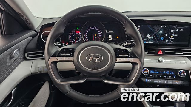 Hyundai AVANTE 2021 — photo 18
