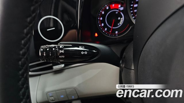 Hyundai AVANTE 2021 — photo 27