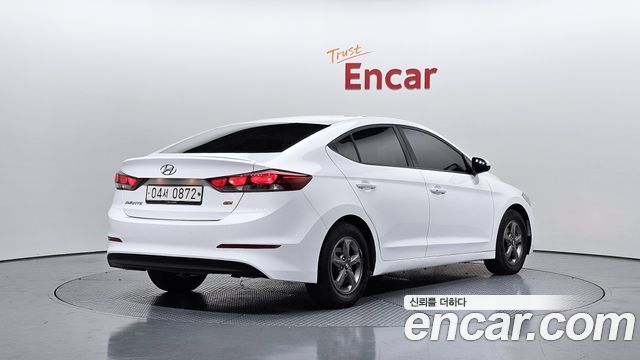 Hyundai AVANTE 2017 — photo 2