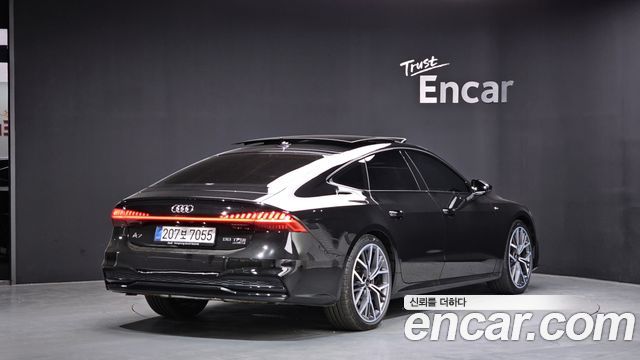Audi A7 2025 — photo 2