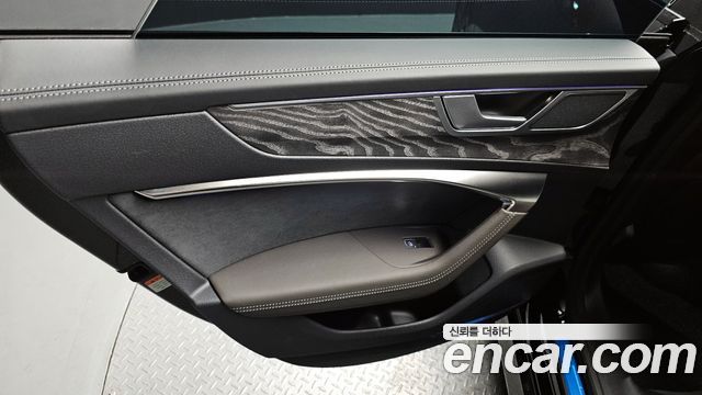 Audi A7 2025 — photo 15