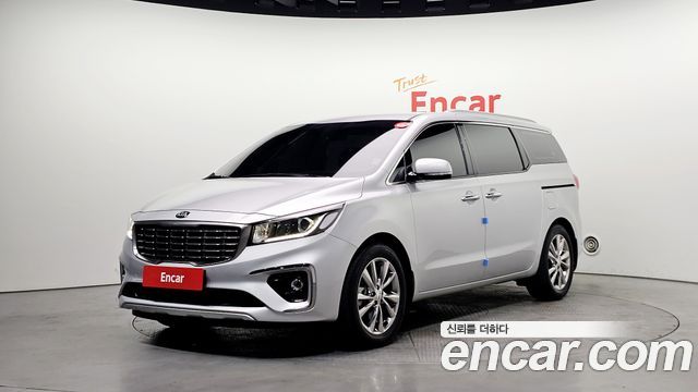 Kia Canival 2020 — photo 1