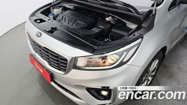 Kia Canival 2020 — photo 6