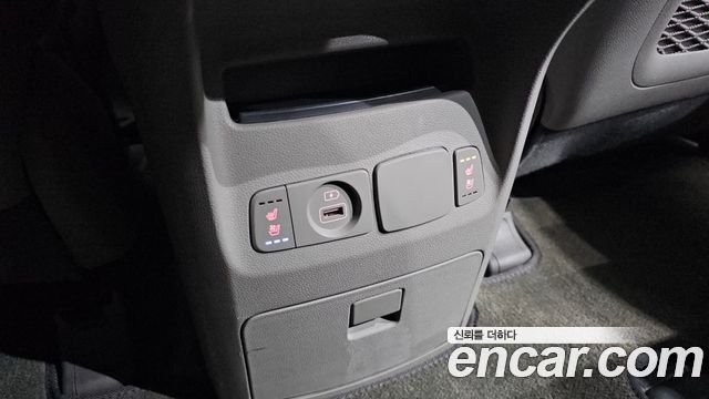 Kia Canival 2020 — photo 25