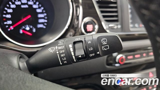 Kia Canival 2020 — photo 30