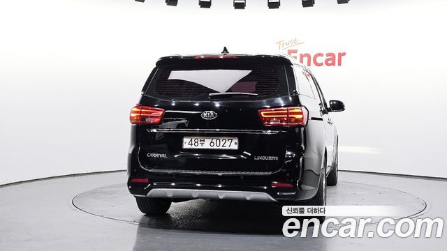 Kia Canival 2019 — photo 4
