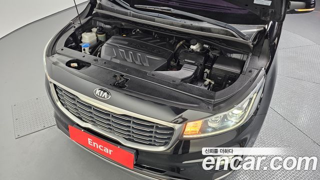 Kia Canival 2019 — photo 6