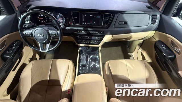 Kia Canival 2019 — photo 10