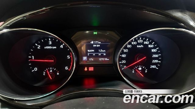 Kia Canival 2019 — photo 11