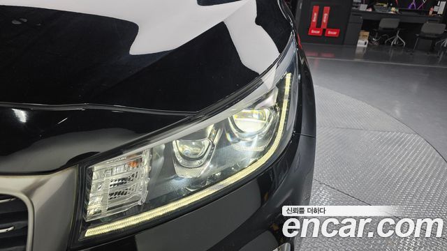 Kia Canival 2019 — photo 8