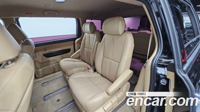 Kia Canival 2019 — photo 27