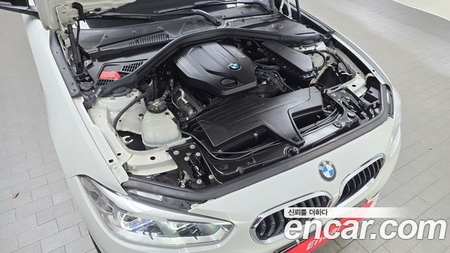 BMW 1-Series 2016 — photo 6