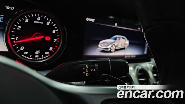Mercedes-Benz E-Class 2020 — photo 9