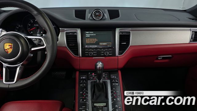 Porsche Macan 2015 — photo 13