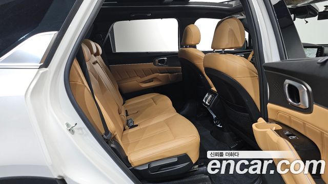 Kia Sorento 2023 — photo 16