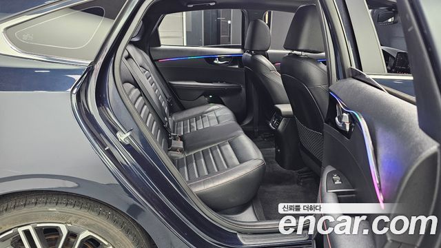 Kia K3 2022 — photo 12