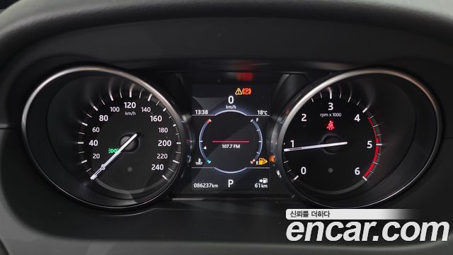 Land Rover Discovery Sport 2018 — photo 8