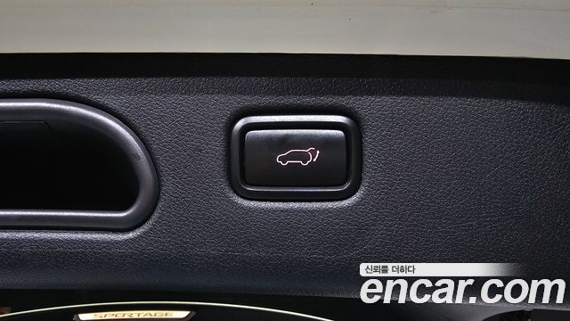 Kia Sportage 2018 — photo 24