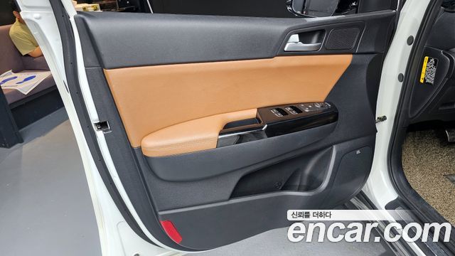 Kia Sportage 2018 — photo 14