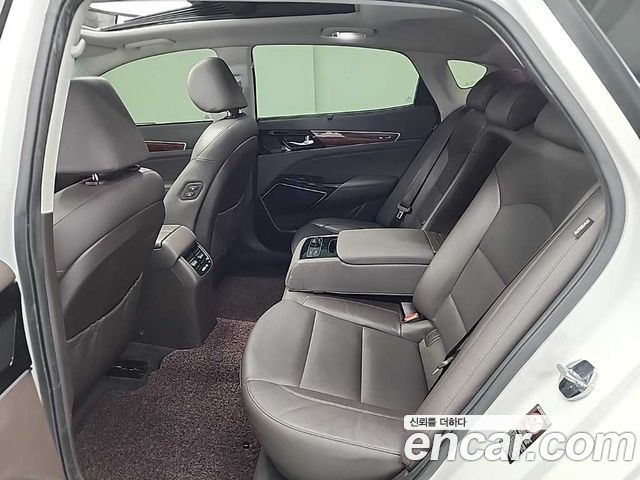 Kia K7 2017 — photo 12