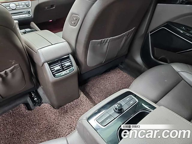 Kia K7 2017 — photo 13