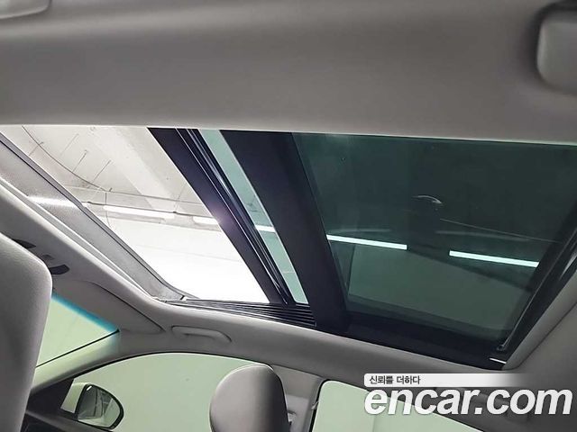 Kia K7 2017 — photo 15
