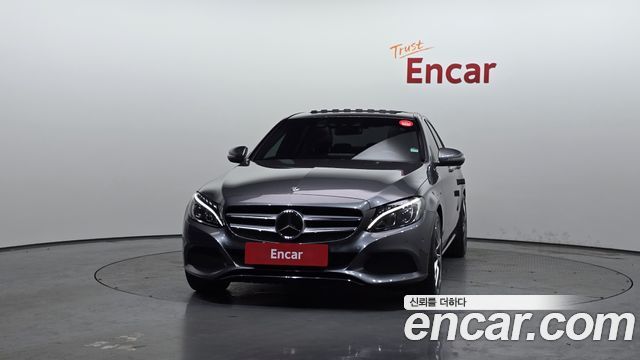Mercedes-Benz C-Class 2018 — photo 3