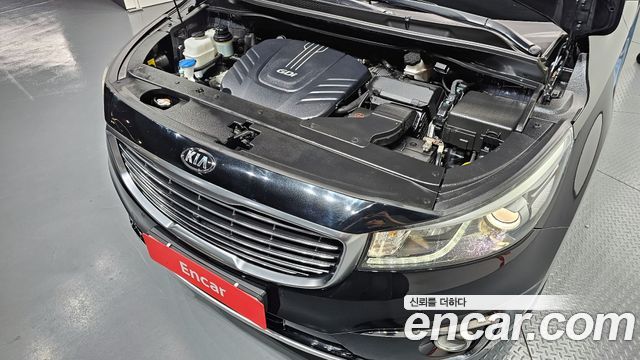 Kia Canival 2017 — photo 6