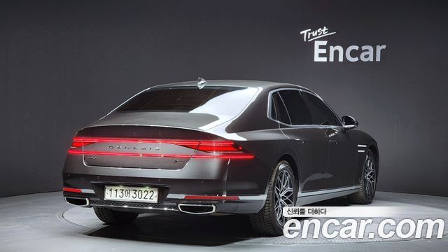 Genesis G90 2023 — photo 2