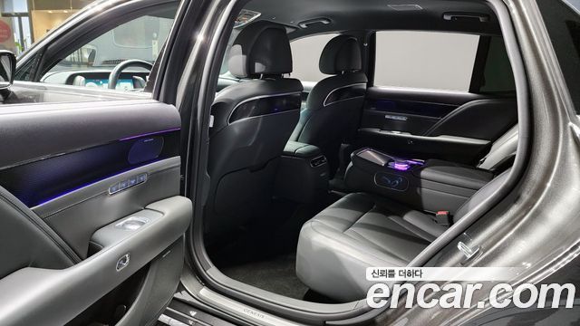 Genesis G90 2023 — photo 18