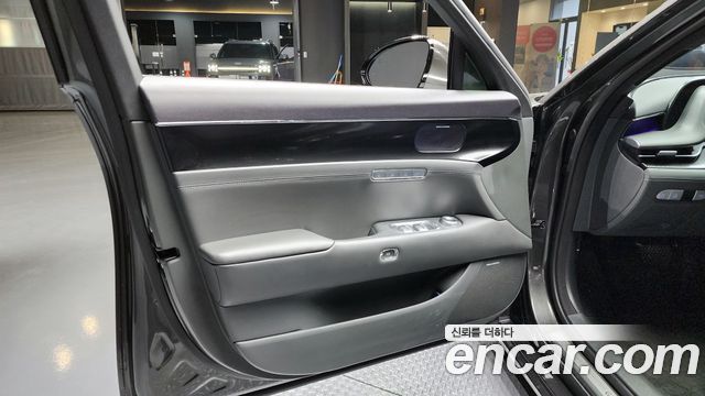 Genesis G90 2023 — photo 14