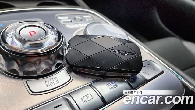 Genesis G90 2023 — photo 34