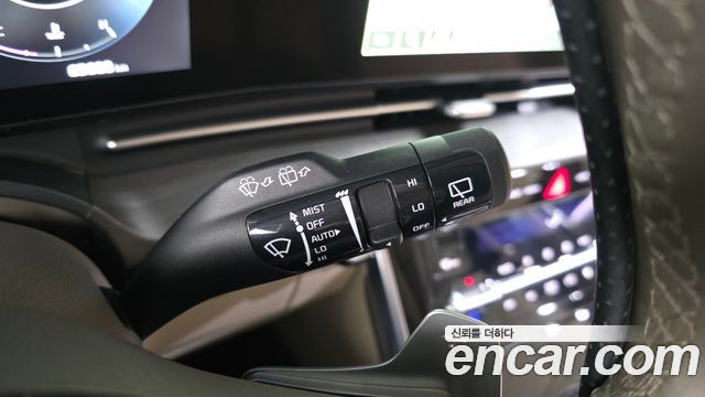 Kia Canival 2022 — photo 28