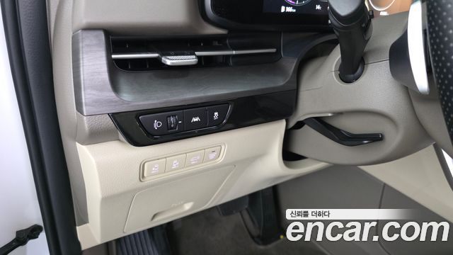 Kia Canival 2022 — photo 29