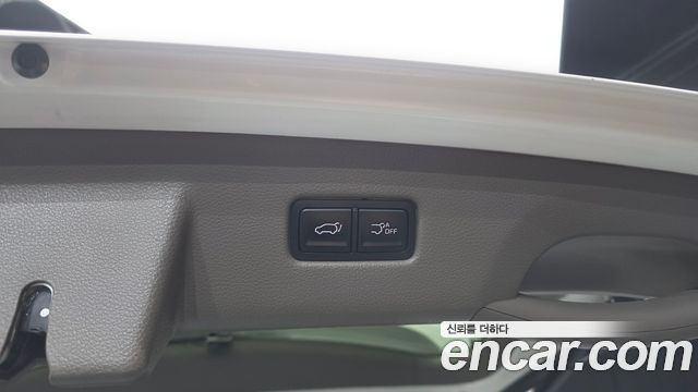 Kia Canival 2022 — photo 34