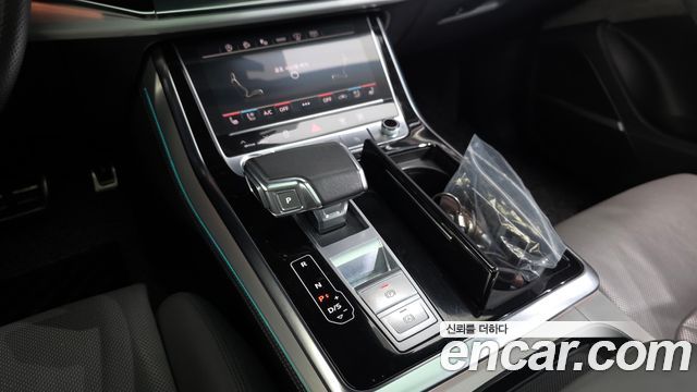 Audi Q7 2022 — photo 12