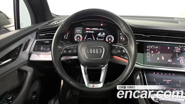 Audi Q7 2022 — photo 19