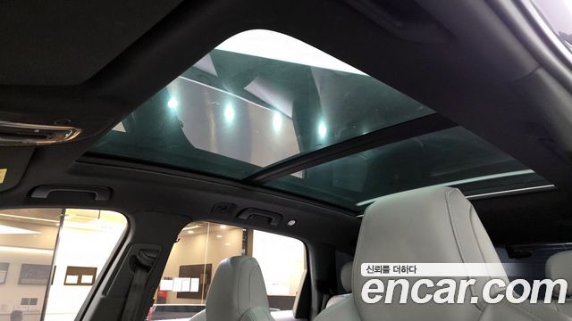 Audi Q7 2022 — photo 25