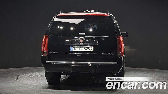 Cadillac Escalade 2013 — photo 4
