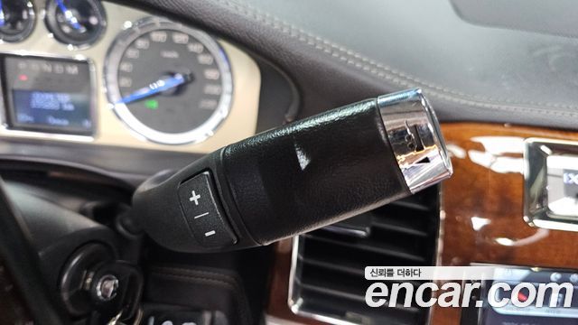Cadillac Escalade 2013 — photo 9